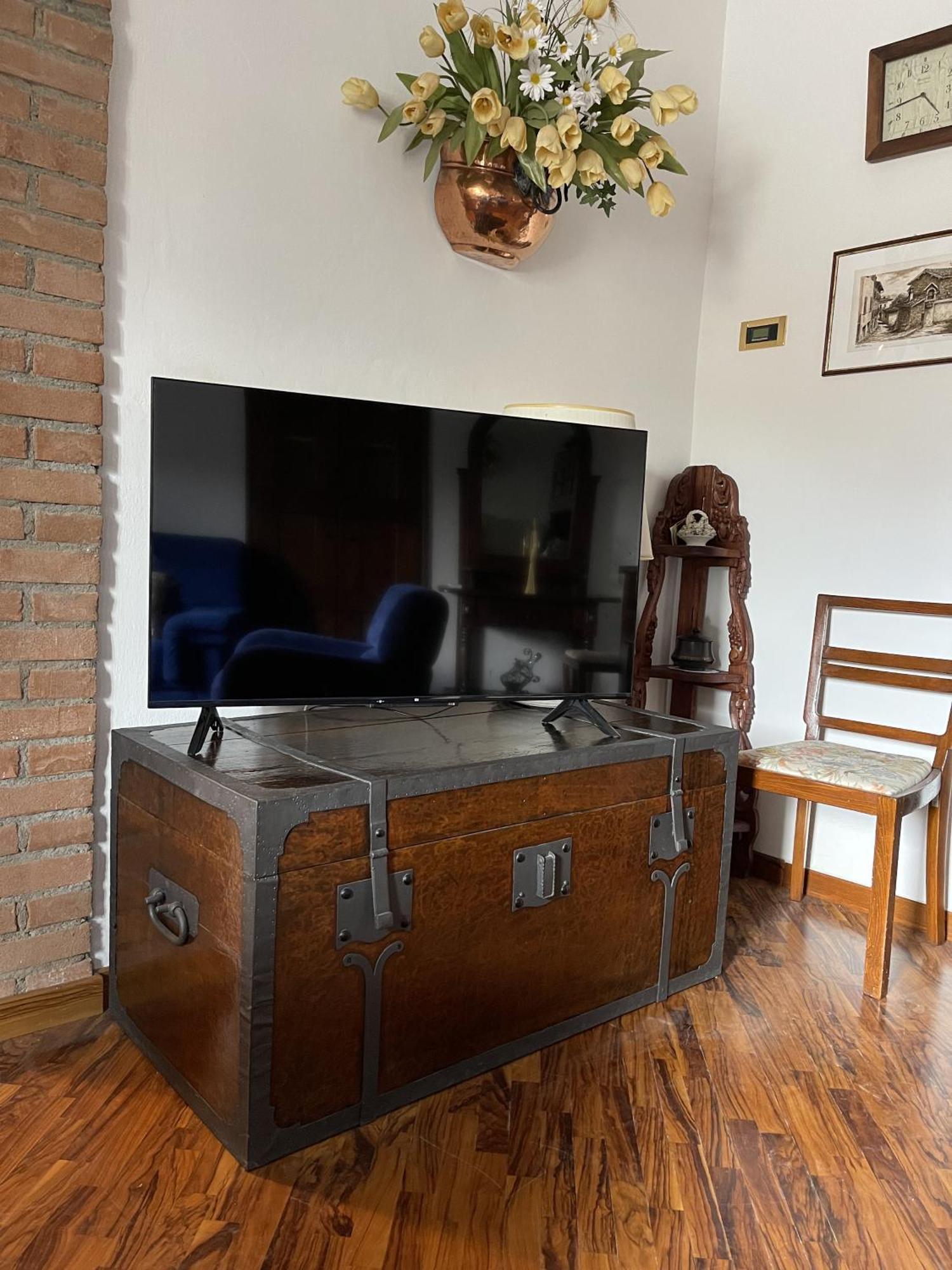 Mazzetti Country House-Vita In Campagna Con Giardino Vimignano-Chiesa ภายนอก รูปภาพ